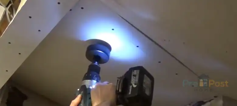 What Size Hole Saw for Light Fixture